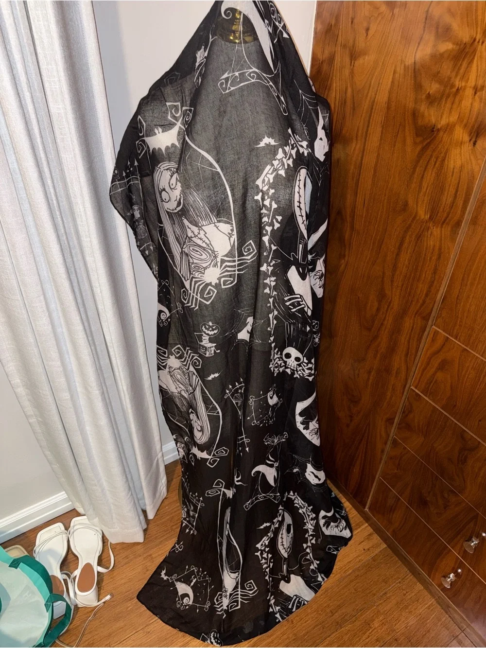 Disney Loungefly Nightmare Before Christmas Jack Skellington + Sally Zero Scarf